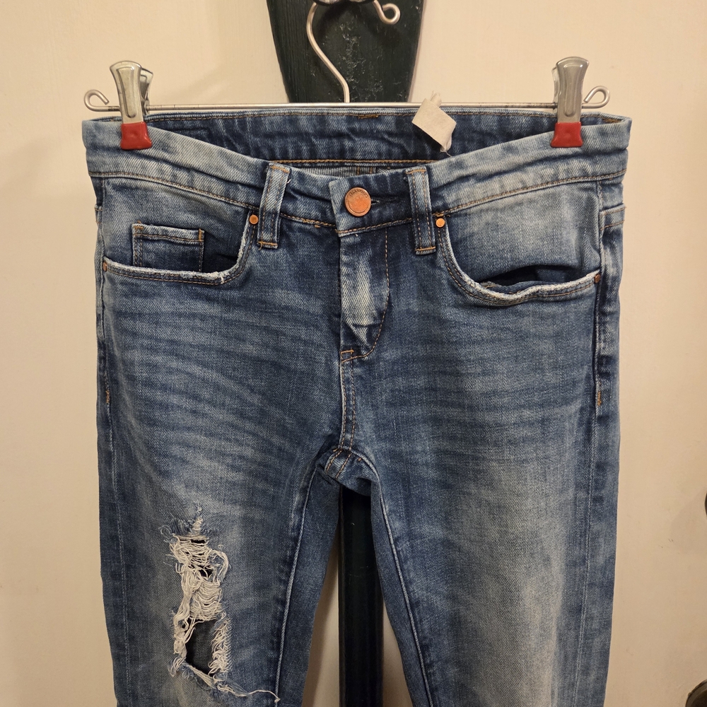 Blank NYC Distressed Blue Skinny Jeans - Picture 3 of 10